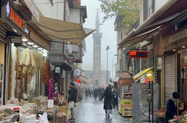 Diyarbakır’ın tarihi mekanlarını sis kapladı, ortaya kartpostallık görüntüler çıktı 