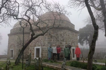 Doğaseverler, Milas’ın tarihi yerlerini gezdi 