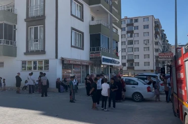 Doğum günü kutlaması binada yangın paniğe neden oldu 