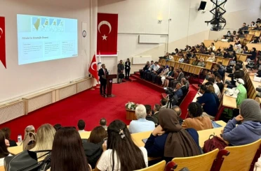 DPÜ’de Akademik yılın ilk dersi: "Filistin Türkiye’nin Neyi Olur?" 