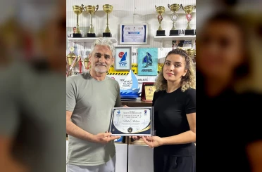 Dr. Bülent Akdemir: "Türkiye dünya ticaret filosundaki taşıma kapasitesinden yaklaşık yüzde 2, filo değerinden ise yüzde 1,4 pay alıyor" 