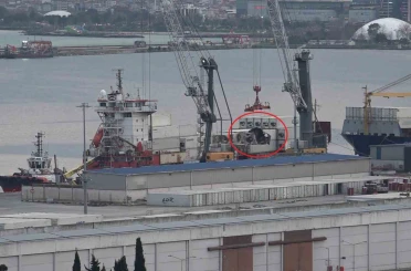 Dron saldırısına uğrayan gemi Samsun Limanı’na demirledi 