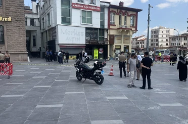Dükkanı soyulurken vurulan kuyumcu hayatını kaybetti