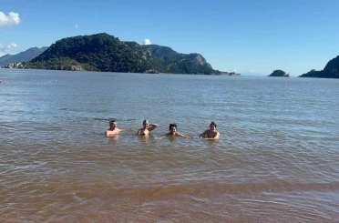 Dün sağanak yağış, bugün deniz keyfi 