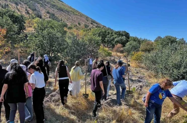 Dünya Eczacılar Günü’nde Ali Dağı’na ’Yeşil Nefes’ 
