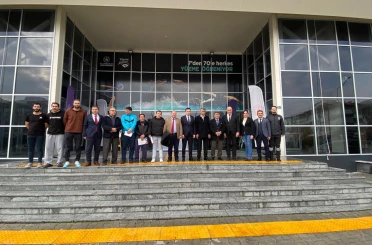 Dünya Görmeyenler Derneği Üyeleri Yüzme Sertifikalarını Aldı