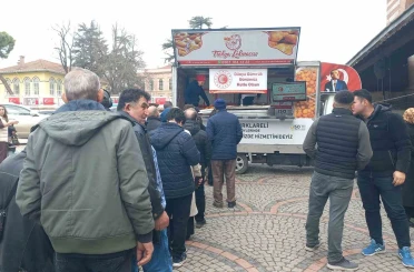 Dünya Gümrük Günü’nde vatandaşlara lokma ikramı 