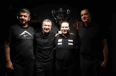 Dünya şampiyonu bilardocu Eddy Merckx, turnuva için İstanbul’da 