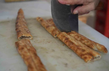 Dünyanın en iyi turtası ’Çarşamba pidesi’ 