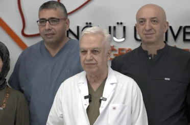 Dünyanın ilk 8’li çapraz karaciğer nakli Malatya’da gerçekleştirildi 