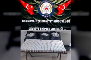 ’Dur’ ihtarına uymayıp kaçan araçtan on binlerce uyuşturucu hap çıktı 