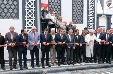 Durağan Yeni Camii dualarla ibadete açıldı