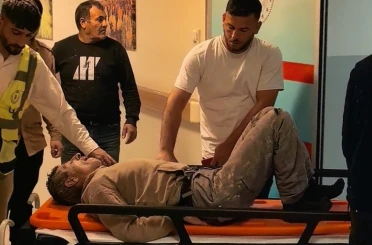 Duvardan düşen işçi yaralandı 