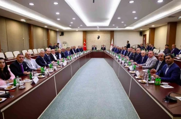 Duyan, Ankara’da tarım ve ticaret sektörü toplantısına katıldı 