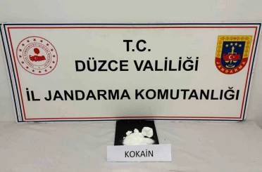 Düzce’de 800 bin TL’lik kokain ele geçirildi 