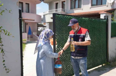 Düzce’de atık yağ kampanyasına katılanlara sıvı yağ hediyesi 
