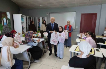 Düzce’de Gençlik Yaz Kulübü’nde renkli buluşma 