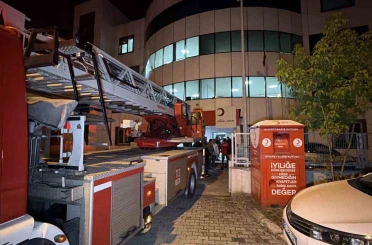 Düzce’de huzurevinde yangın: 54 kişi tahliye edildi 