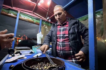 Düzce’nin coğrafi işaretli "kuzu kestanesi" tezgahları süsledi 