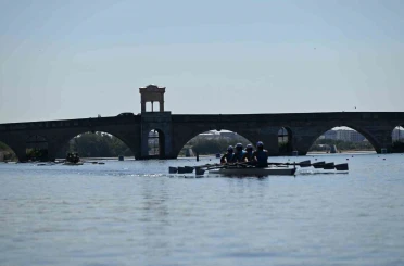 Edirne Yeşilay Gençler Türkiye Kürek Şampiyonası’na ev sahipliği yaptı 
