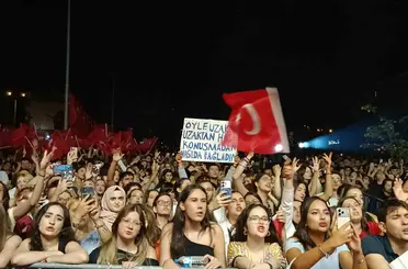 Edirne’de 30 Ağustos coşkusu Göksel konseriyle taçlandı
