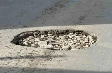 Edirne’de bozuk yollar sürücülerin çilesi oldu 