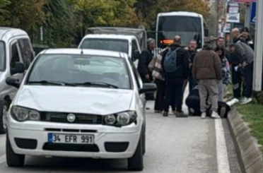 Edirne’de otomobil yaya geçidinde kadına çarptı 