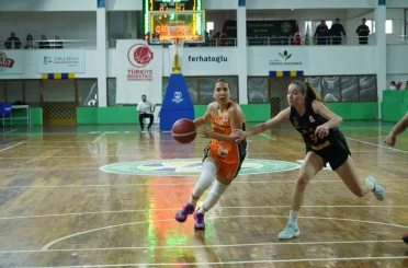 Edremit Belediyesi Gürespor evinde kazandı, liderliğini sürdürdü 