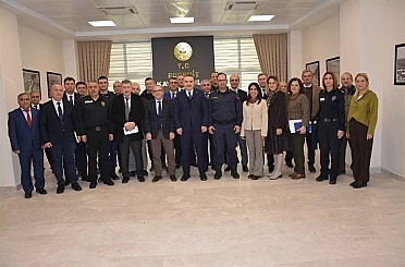 Edremit’te İlçe İdare Şube Başkanları toplantısı gerçekleştirildi 