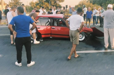 Edremit’te otomobiller çarpıştı: 2 ölü, 3 ağır yaralı 