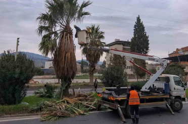 Efeler Belediyesi’nden Umurlu Karayolu’nda çalışma 