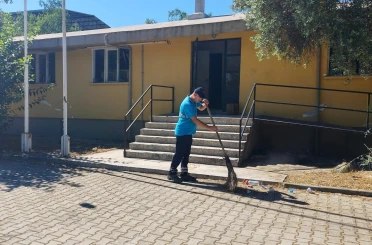 Efeler’de düğün alanlarında temizlik çalışması 