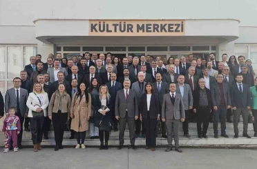 Efeler’de ’Eğitim Yöneticileri Okuyor’ projesinde yeni dönem başladı 