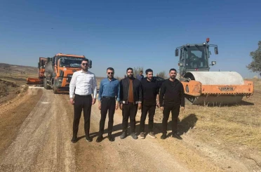 Eğil’de asfaltlama çalışması sonrası 20 kilometrelik tasarruf sağlanacak 