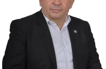 Eğitim Bir Sen Şube Başkanı Kurter, "Hayat eğitimle, eğitim öğretmenle başarılı olur" 