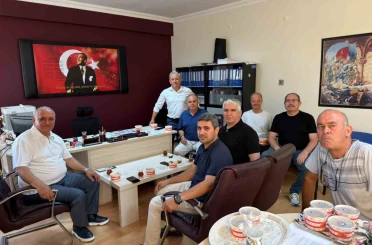 Eğitim Bir-Sen’den Geleneksel aşure ikramı 