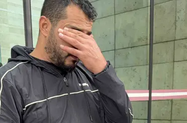 Ehliyet sınavında kopya düzeneğiyle yakalandı
