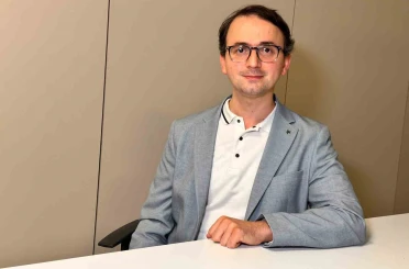 Ekran bağımlılığına karşı ’bağımlılık yapmayan telefon’ tavsiyesi 