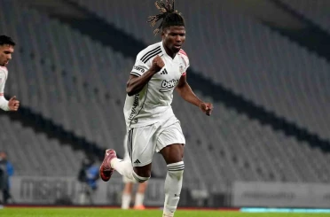 El Bilal Toure skora katkı yapmaya devam ediyor 