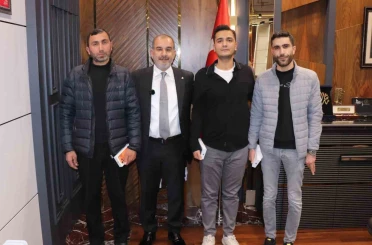 Elazığ TSO’dan fuar katılımcılarına hediye 