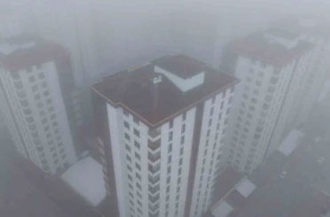 Elazığ’da 200 metreden şehir sis içinde kayboldu 