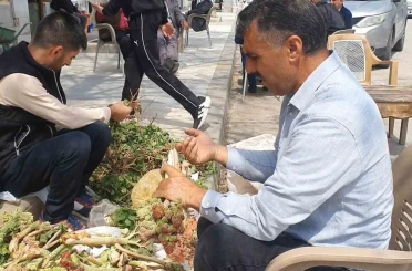 Elazığ’da bahar otları tezgahlarda yerini aldı 