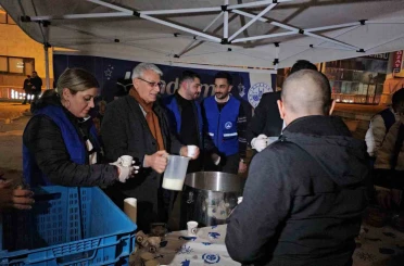 Elazığ’da Berat Kandili’nde camiler doldu taştı 