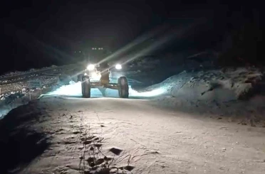 Elazığ’da karla mücadele çalışmaları sürüyor: 276 köy yolu açıldı 