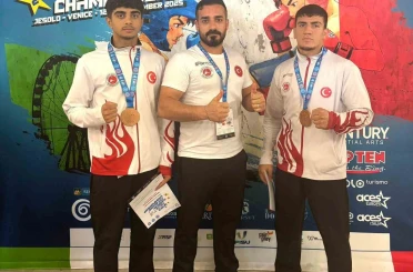 Elazığlı sporcular Avrupa’dan bronz madalya ile döndü 