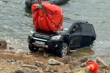 Elif’in hayatını kaybettiği araba gölden çıkartıldı 