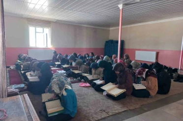 Emek Ortaokulu’nda Ramazan’ın manevi iklimi yaşatılıyor 