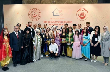 Emine Erdoğan: "İnsanlık tüm çocuklarına sıcak bir yuva, adalet ve barış dolu bir dünya borçludur" 