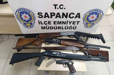 Emniyet ekipleri zehir tacirlerine göz açtırmıyor: 2 gözaltı 