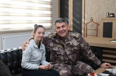 Emniyet müdürü Karaburun, okul önlerindeki uygulamaları denetledi 